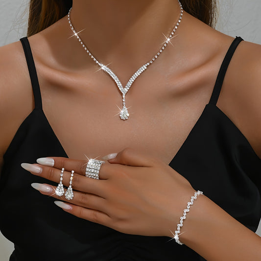 Conjunto de Joias Elegante com Brincos Pendentes, Colar, Pulseira e Anel - Prateado com Strass, Ideal para Festas